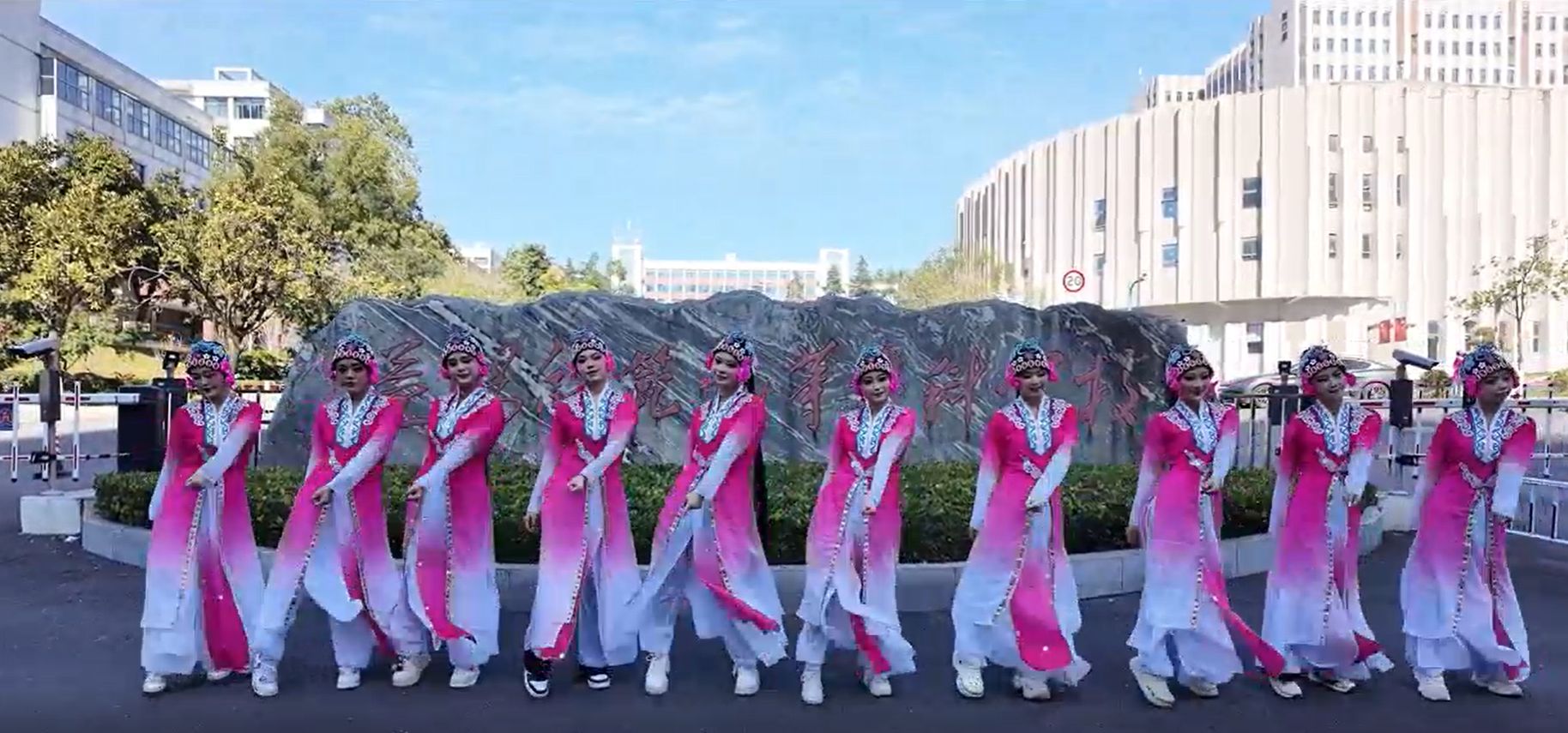 闪耀湘超!益师花鼓风舞蹈燃动校园